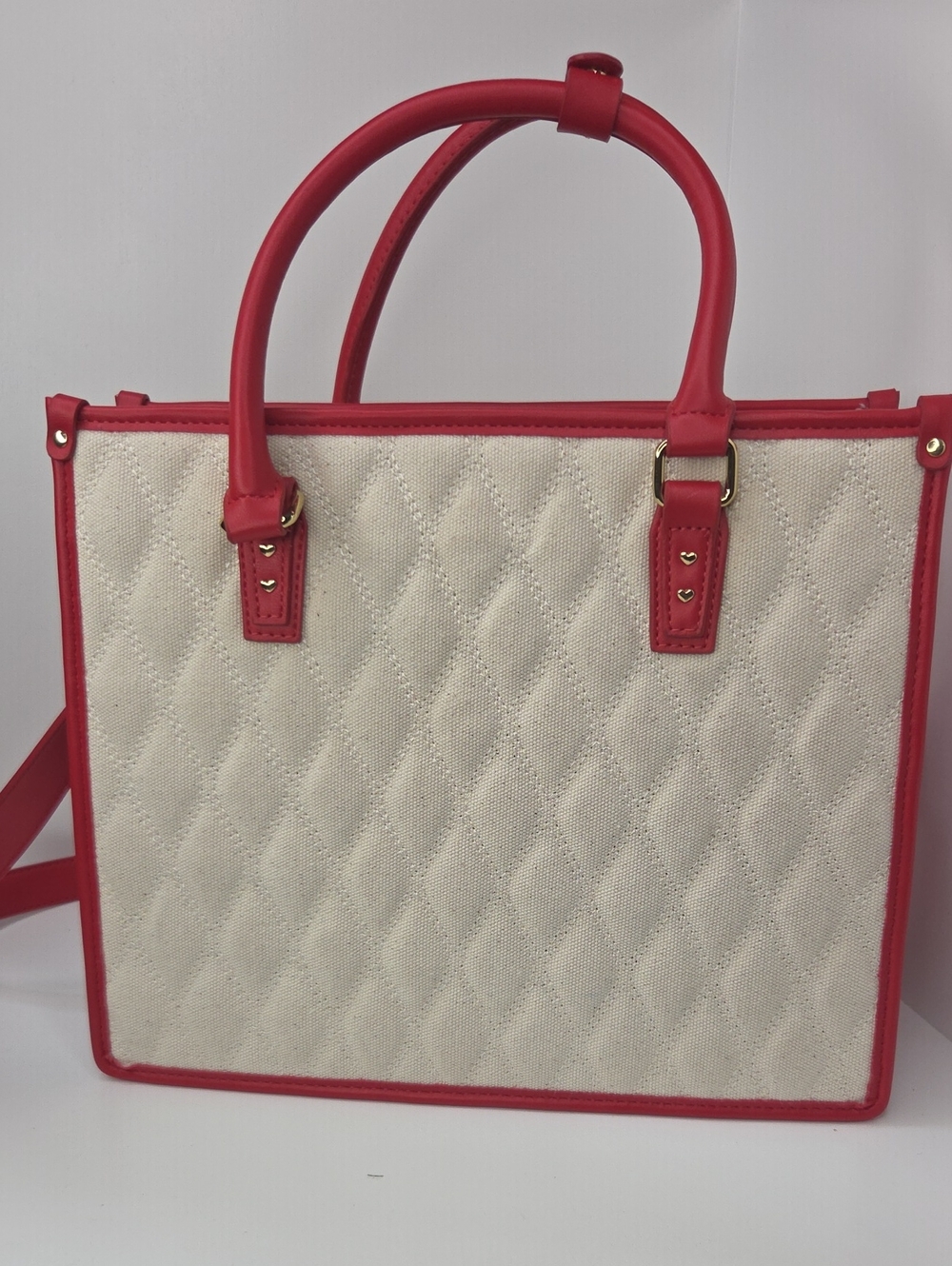 ❤️▪️Betsey Johnson ▪️Xolala Red Quilted Canvas Tote with Red Trim - Picture 5 of 10